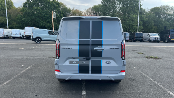Ford Transit Custom 320 L1 Diesel Awd 2.0 EcoBlue 170ps H1 Van Sport Auto - Image 11